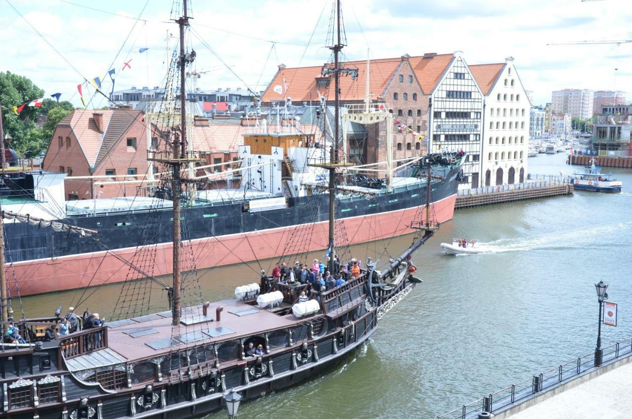 Apartment Above Motlawa Gdansk Dış mekan fotoğraf