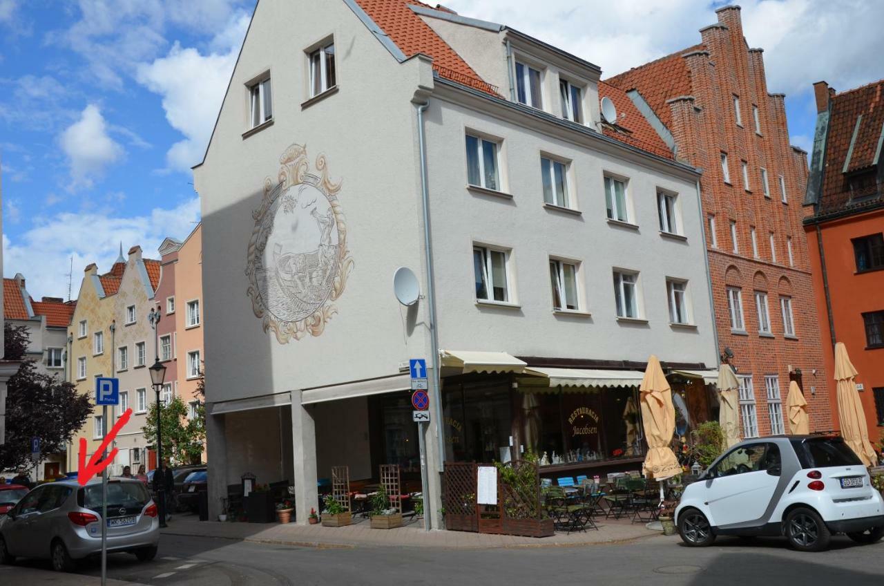 Apartment Above Motlawa Gdansk Dış mekan fotoğraf